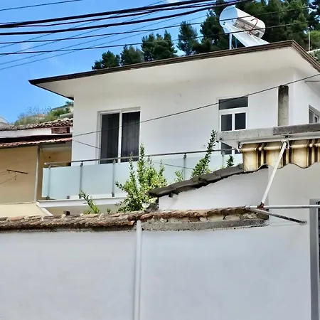 Lear Apartment Berat Exterior photo
