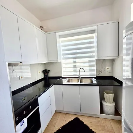 Lear Apartment Berat Exterior photo